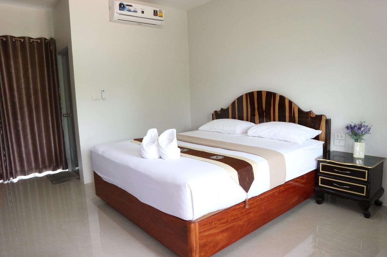 Aparthotel ศุภสิรีวิลล์ à Ubon Ratchathani Extérieur photo